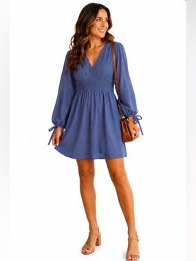NWT - Melrose and Market Blue V-Neck Long Sleeve Mini Dress - PTP 20-22 inches